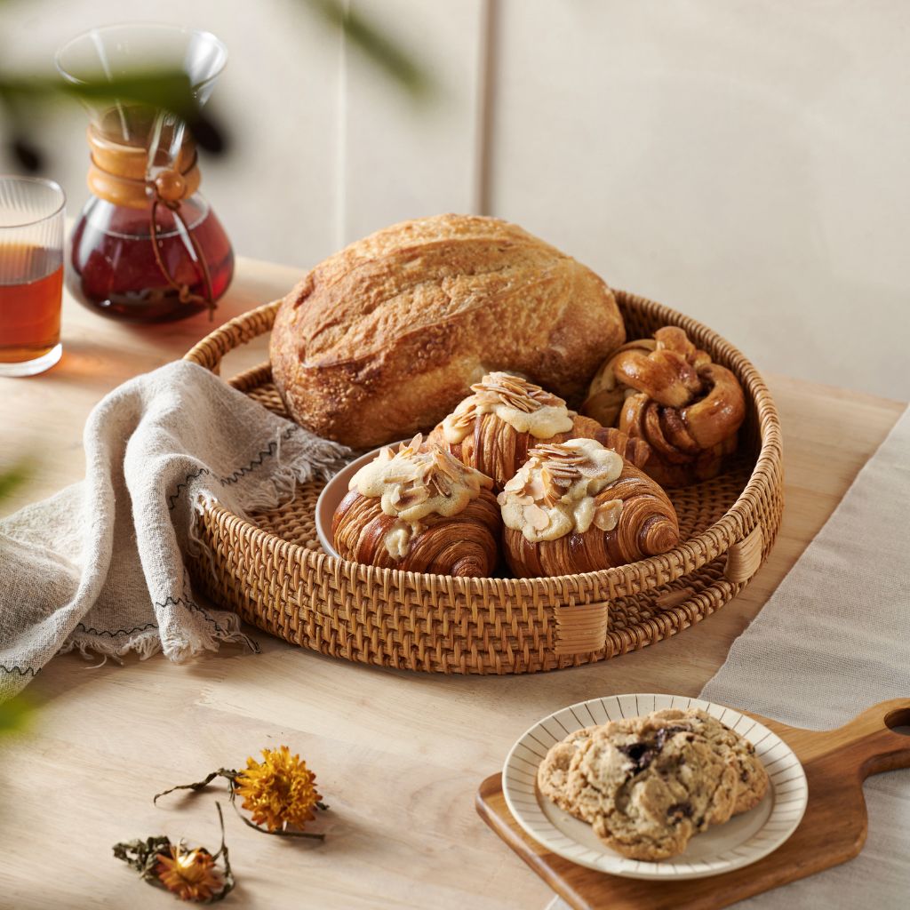 Rattan Circular Display & Serving Trays with Handles - Natural 30cm & 35cm