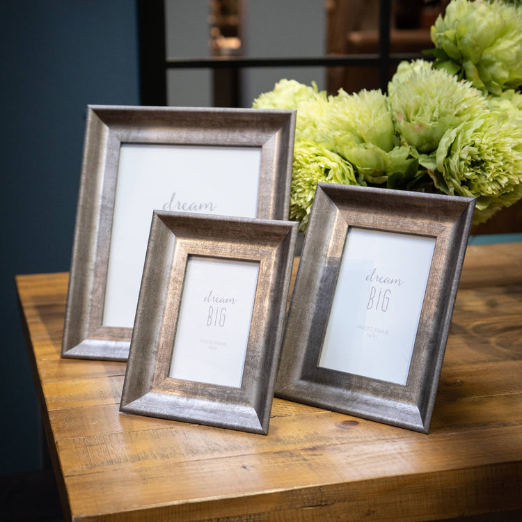 Decorative Accessories