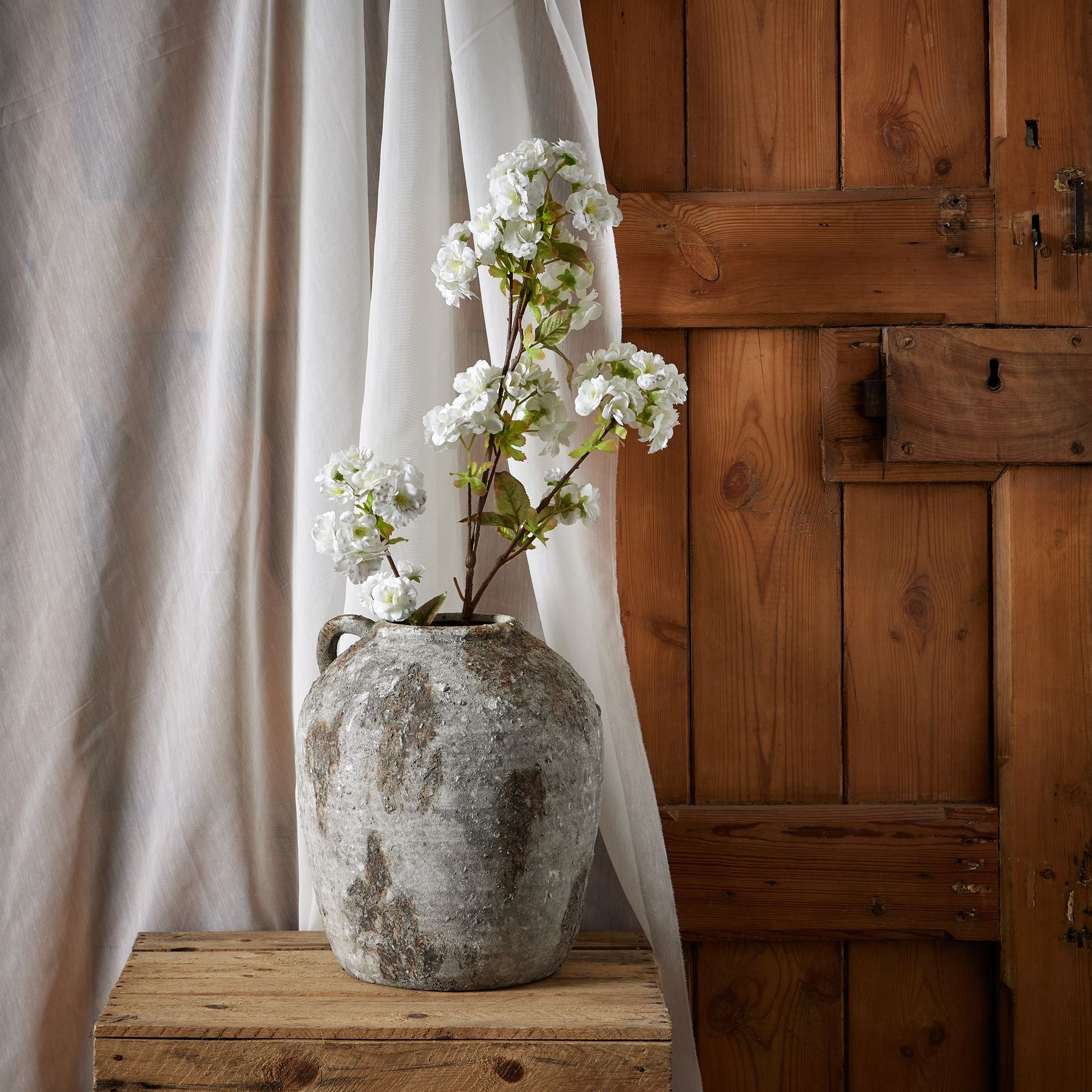 Tall White Blossom image 2