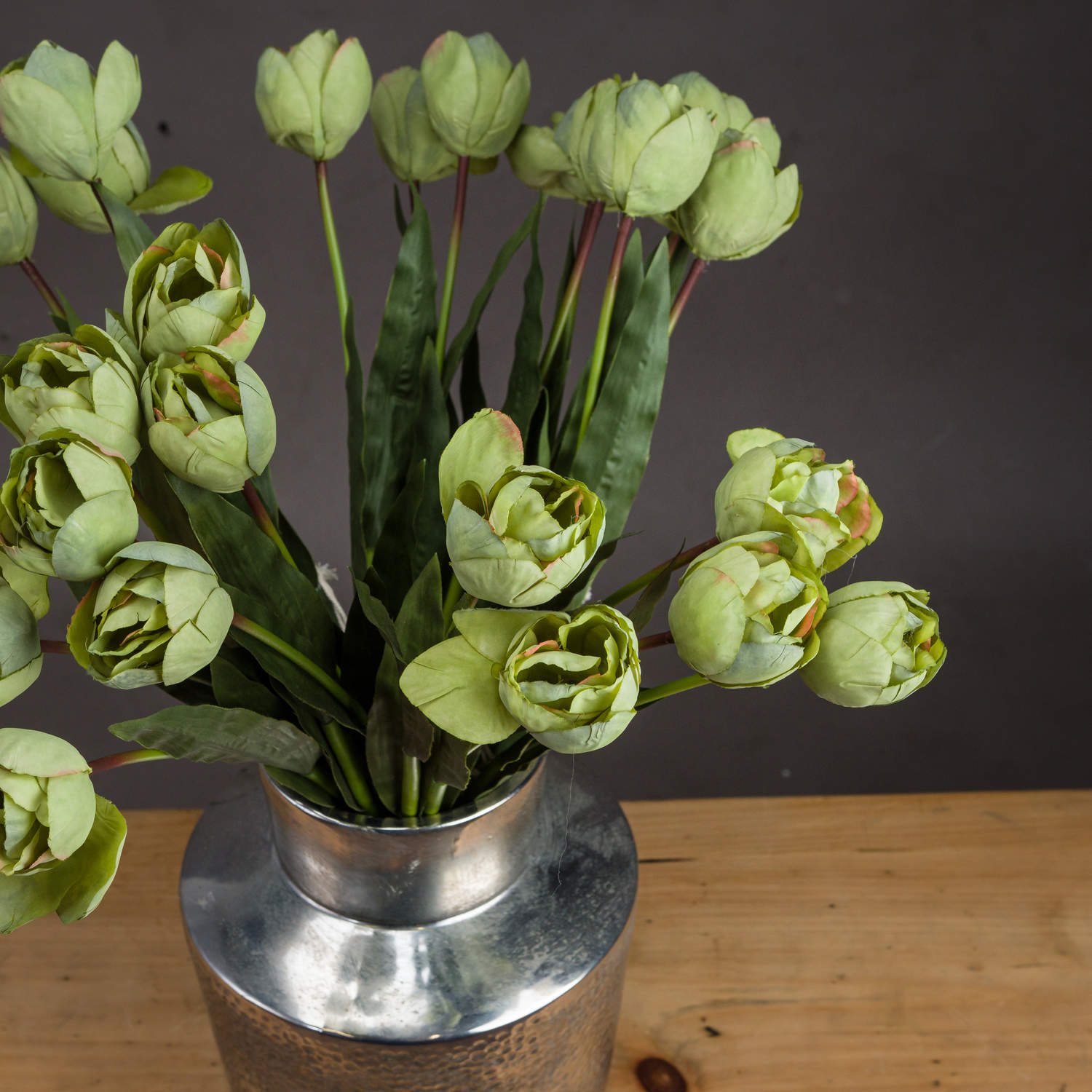 Green Tulip image 1