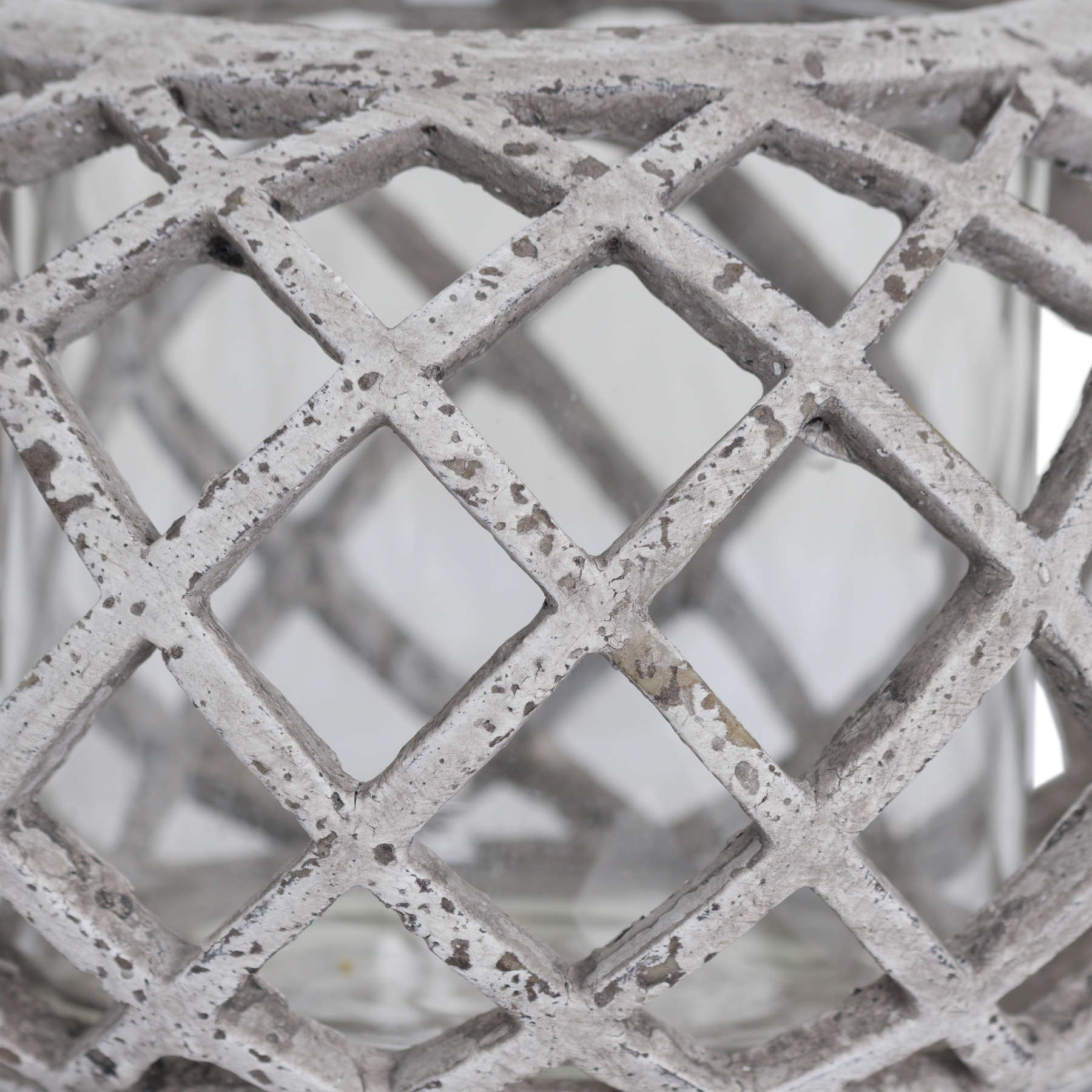 Round Ceramic Lattice Hurricane Lantern image 1
