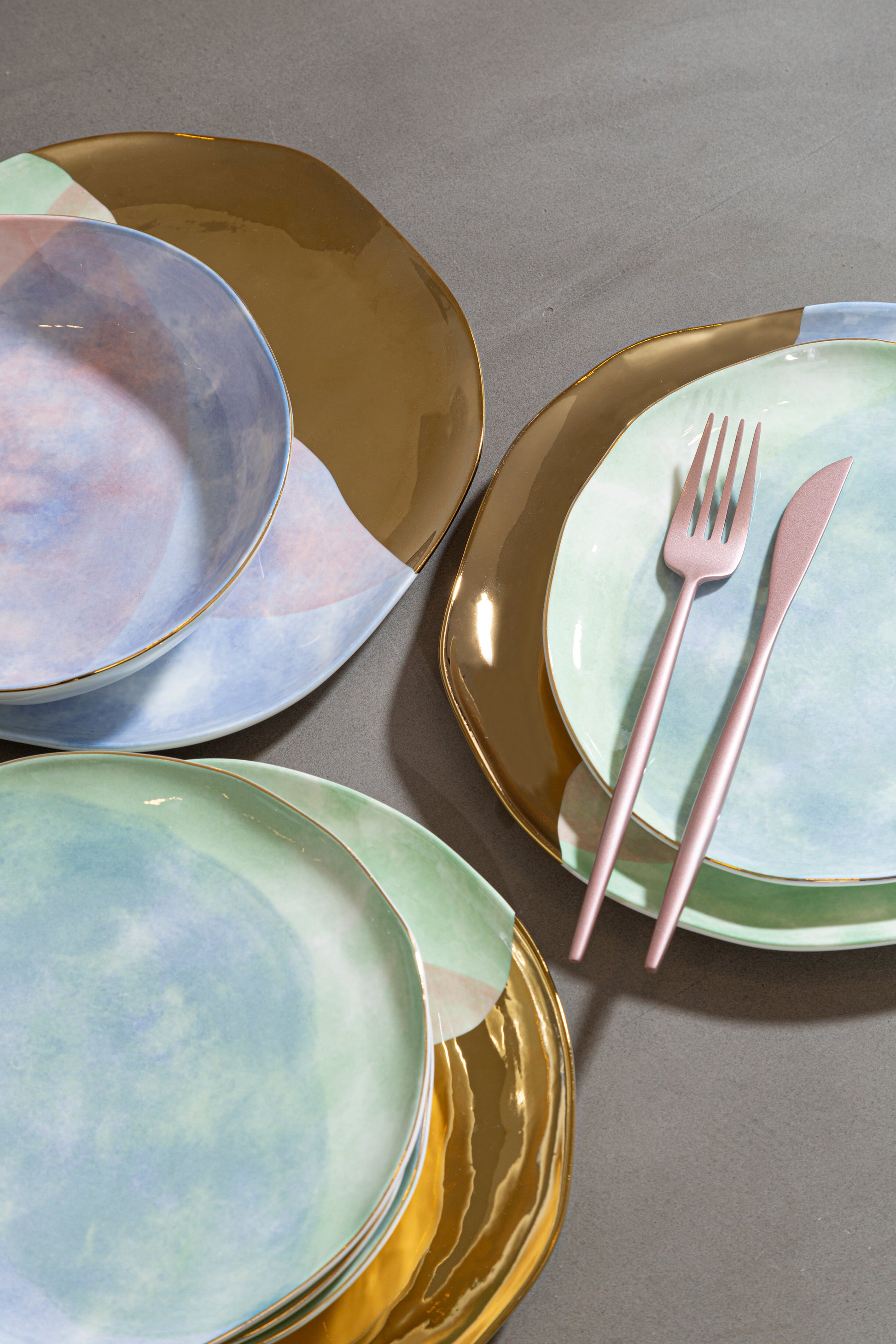 Avie 16 Pc Matte Pink Finish Cutlery Set image 4