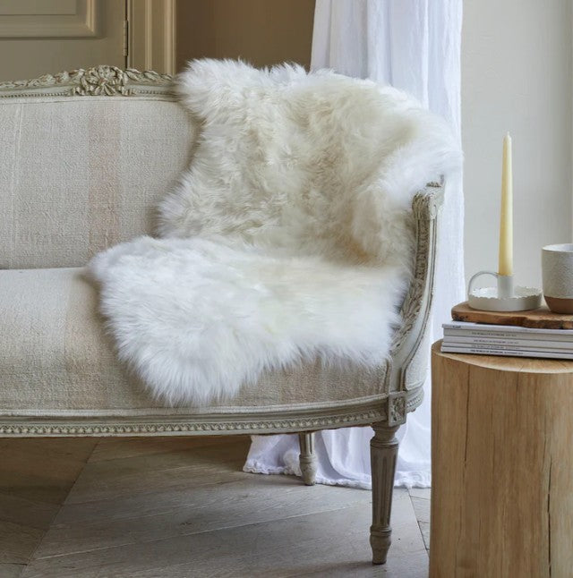 Hyde & Hare Sheepskin Rug - White image 0