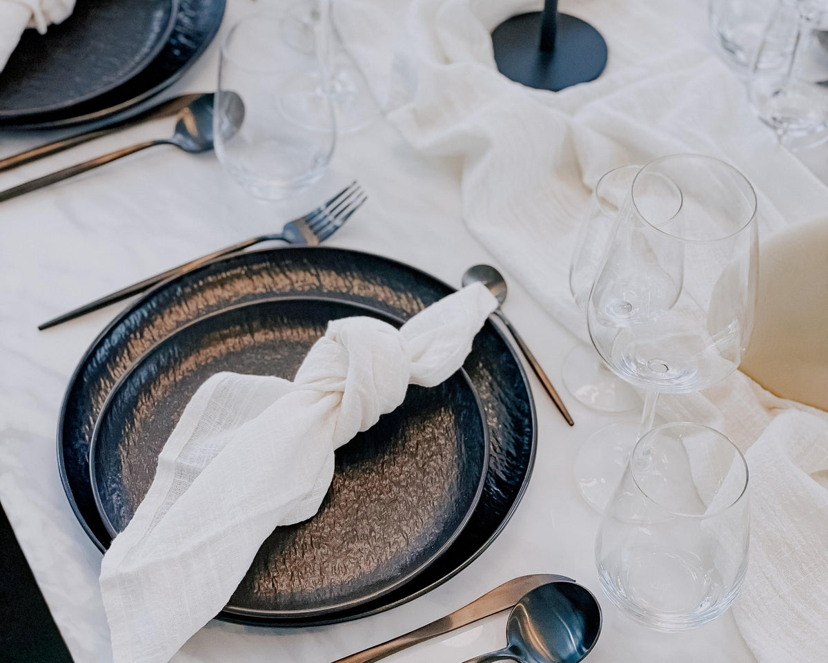 Enigma Black Porcelain Round Dinner Plate 27cm