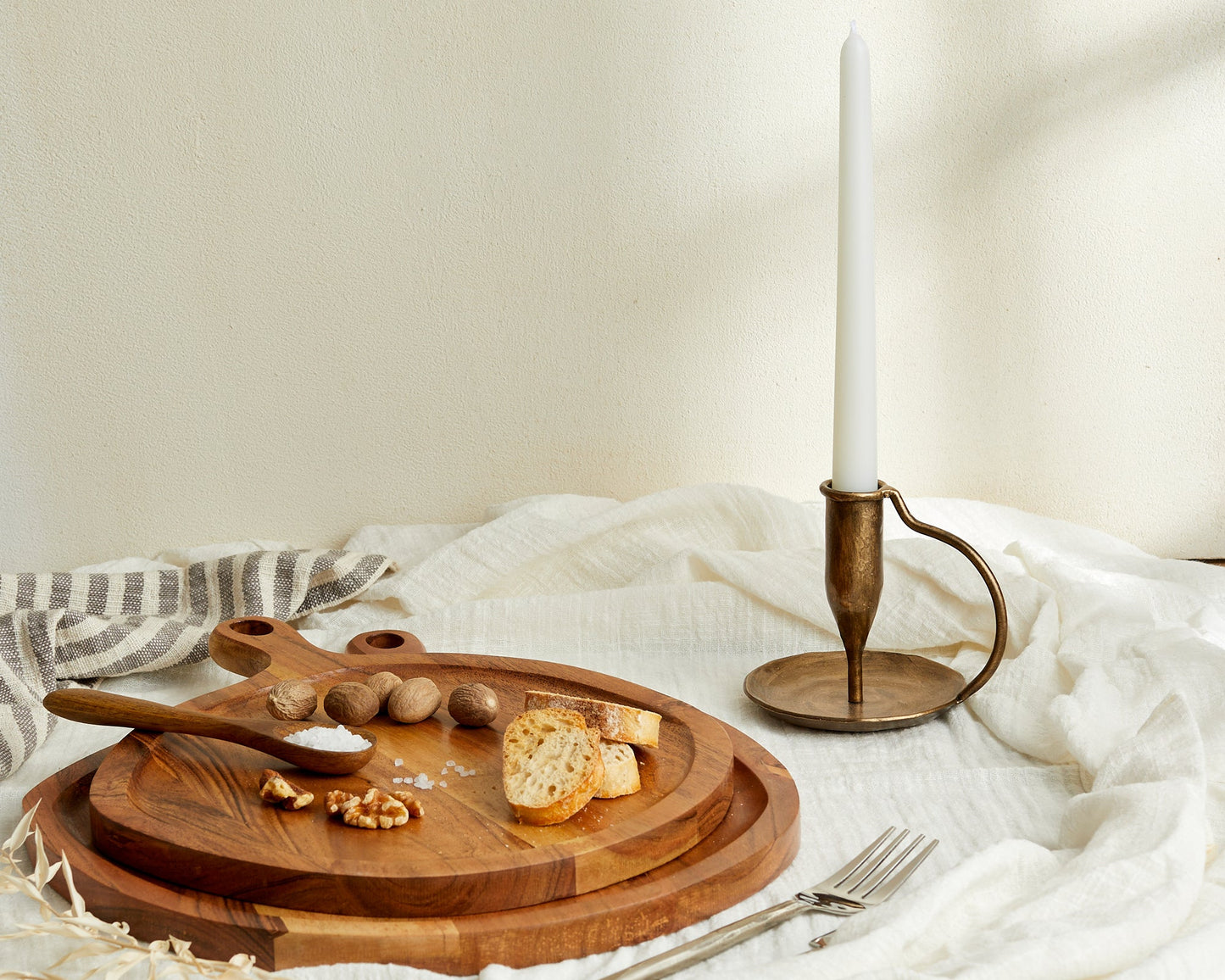 Alma Natural Acacia Wood Round Serving Board Set