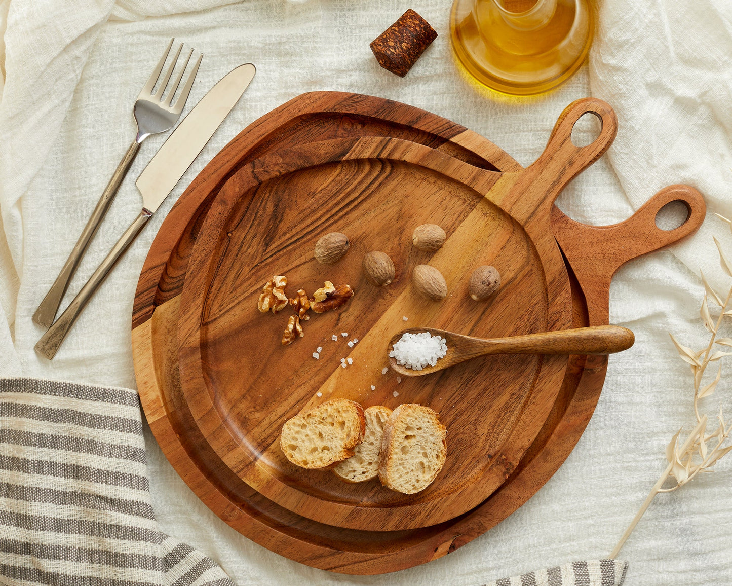 Alma Natural Acacia Wood Round Serving Board Set